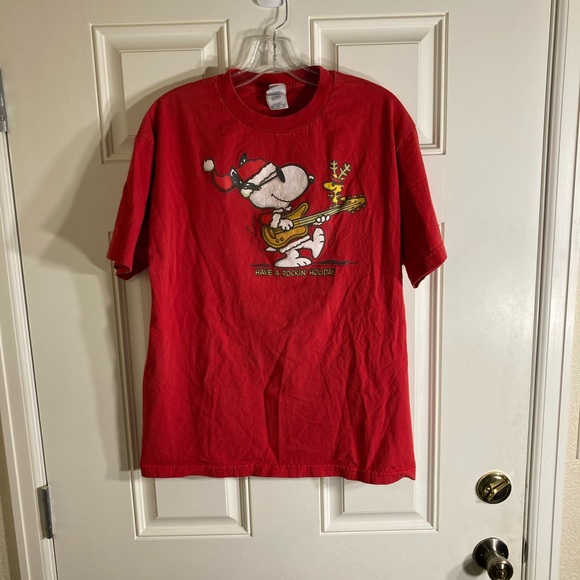 Peanuts Other - Vintage Snoopy Christmas t-shirt